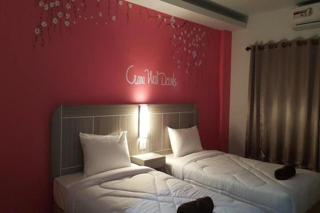 Silayok Grand Hotel Tak Exterior photo